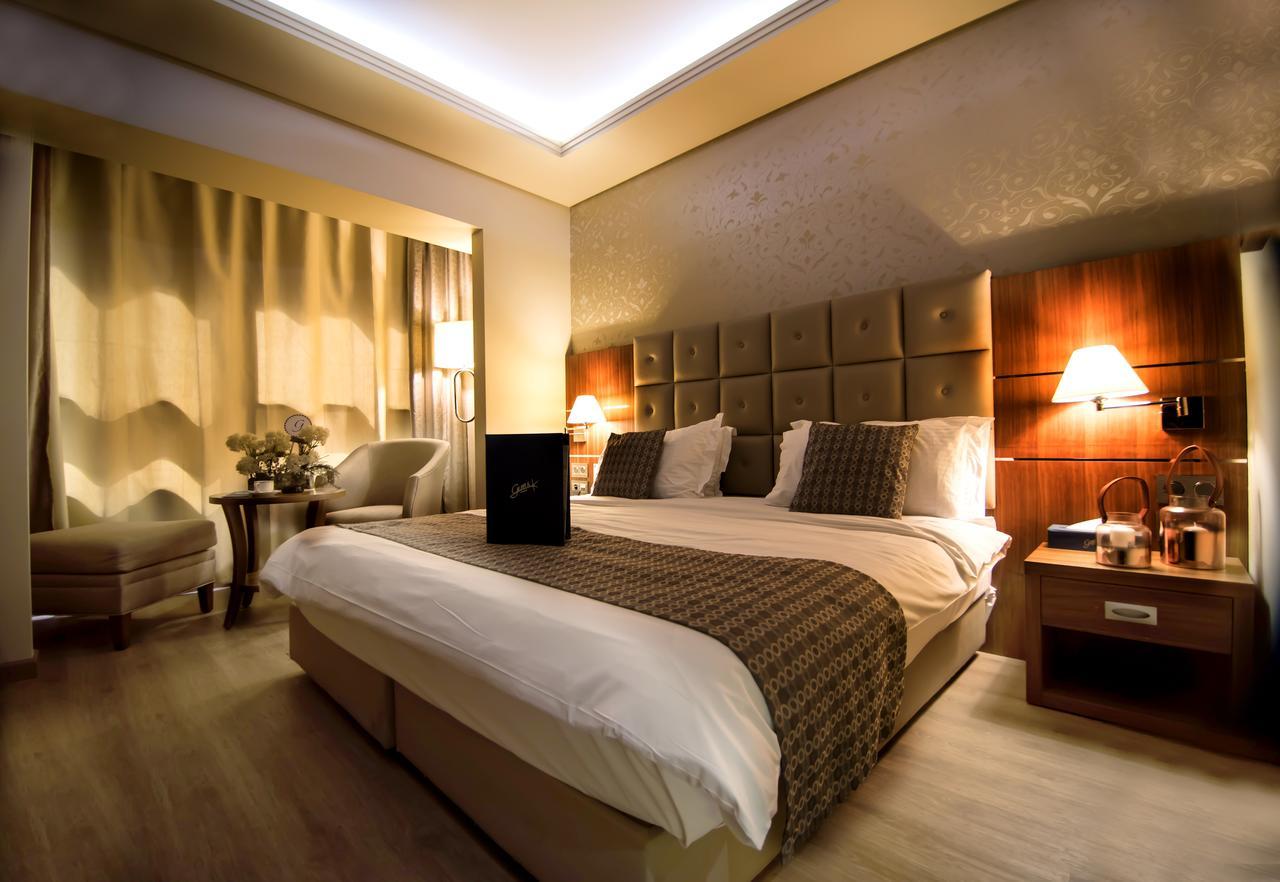 Gems Hotel 4*