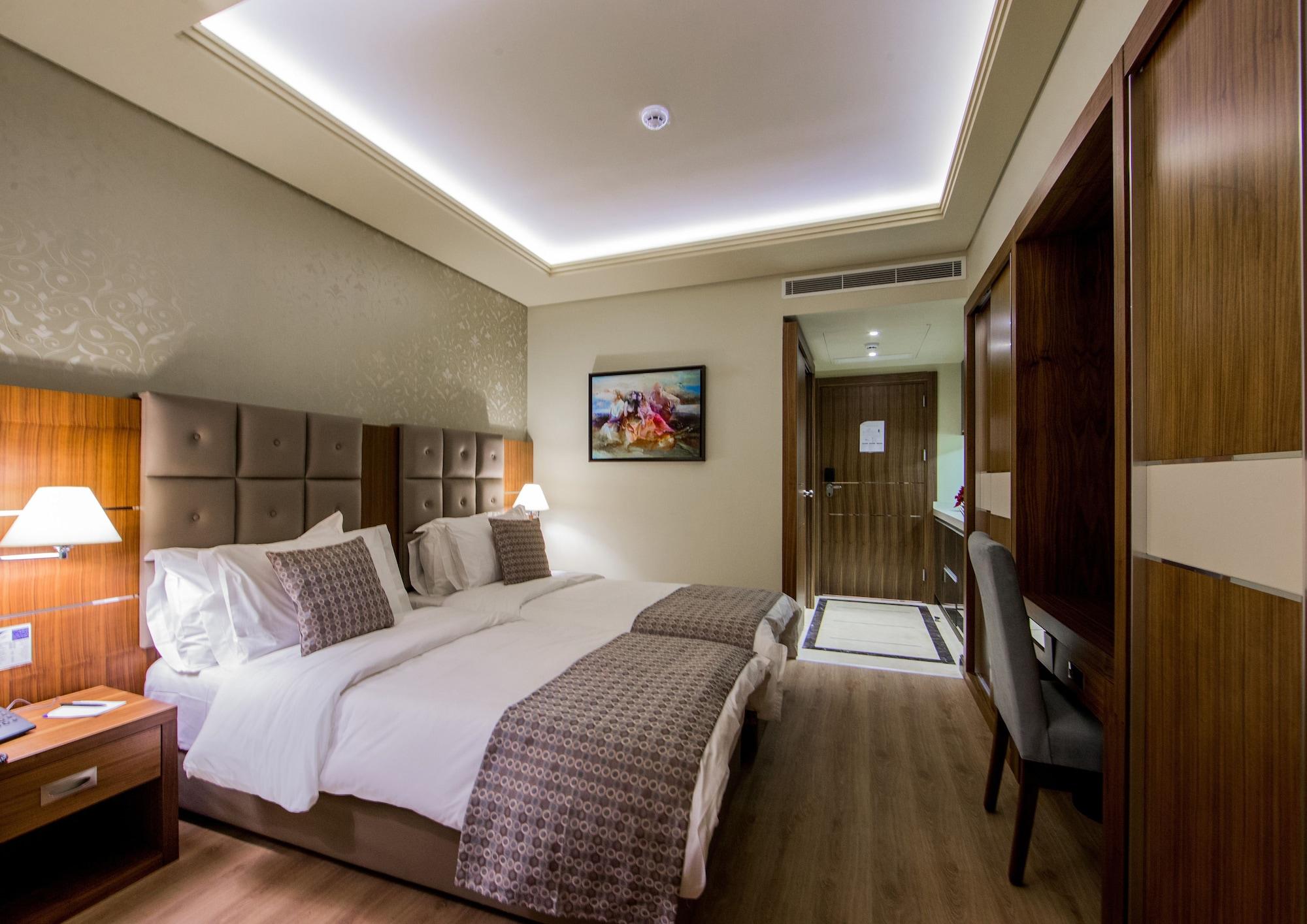 Hotel Gems 4*